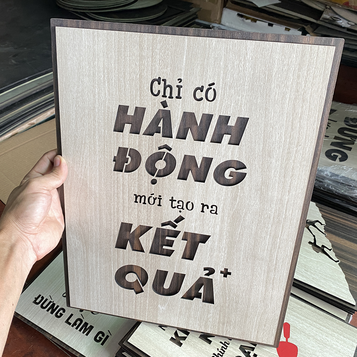 Tranh treo tường bằng Gỗ handmade khắc laser chữ slogan tạo động lực TBIG033 &quot;chỉ có hành động mới tạo ra kết quả