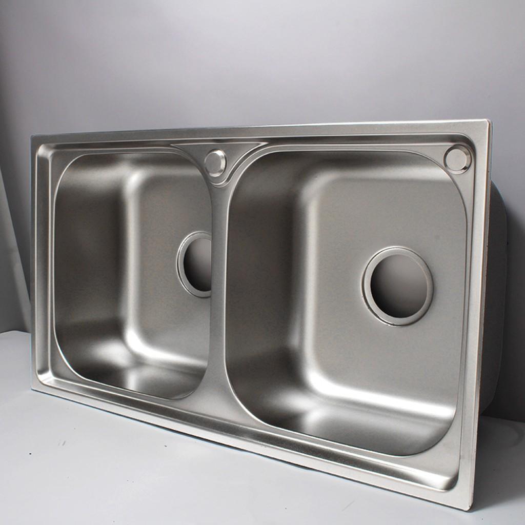Chậu rửa chén 2 hộc inox tặng kèm bộ xả chậu thông minh