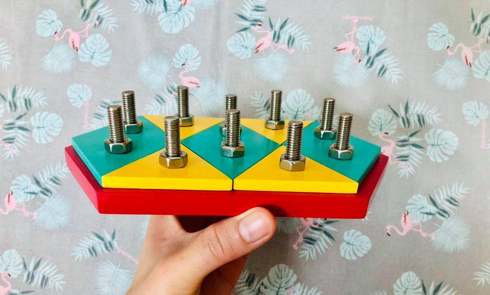 [SK 060 - Mota Montessori] - Đồ chơi trí tuệ cho bé Mosaic Nuts &amp; Bolts   (Bộ vít và ốc vặn) - Hàng chính hãng