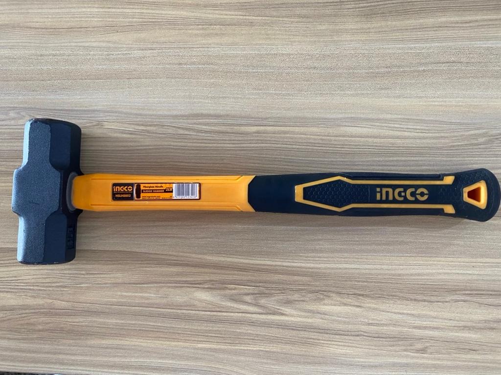 BÚA TẠ (SLEDGE HAMMER) LOẠI NHỎ (THƯỜNG GỌI LÀ BÚA TẠ LỤC GIÁC) 900G HSLH8802 INGCO - HÀNG CHÍNH HÃNG