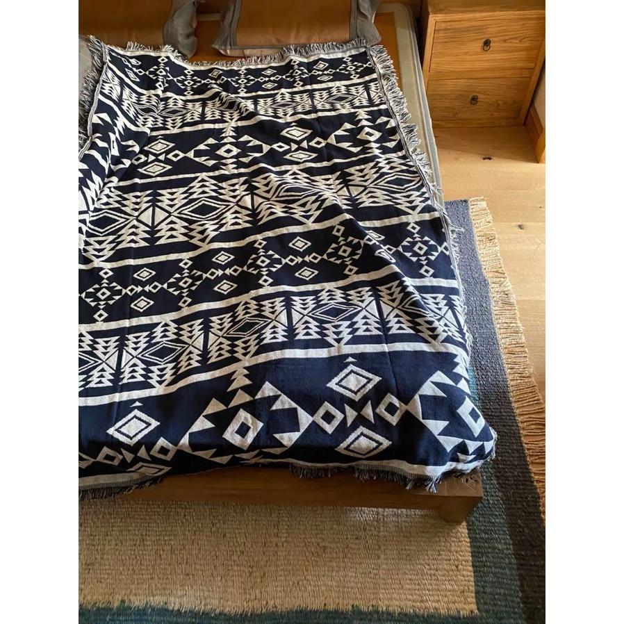 Thảm Thổ Cẩm Bohemian180cm x 130cm Họa Tiết Đen Trắng