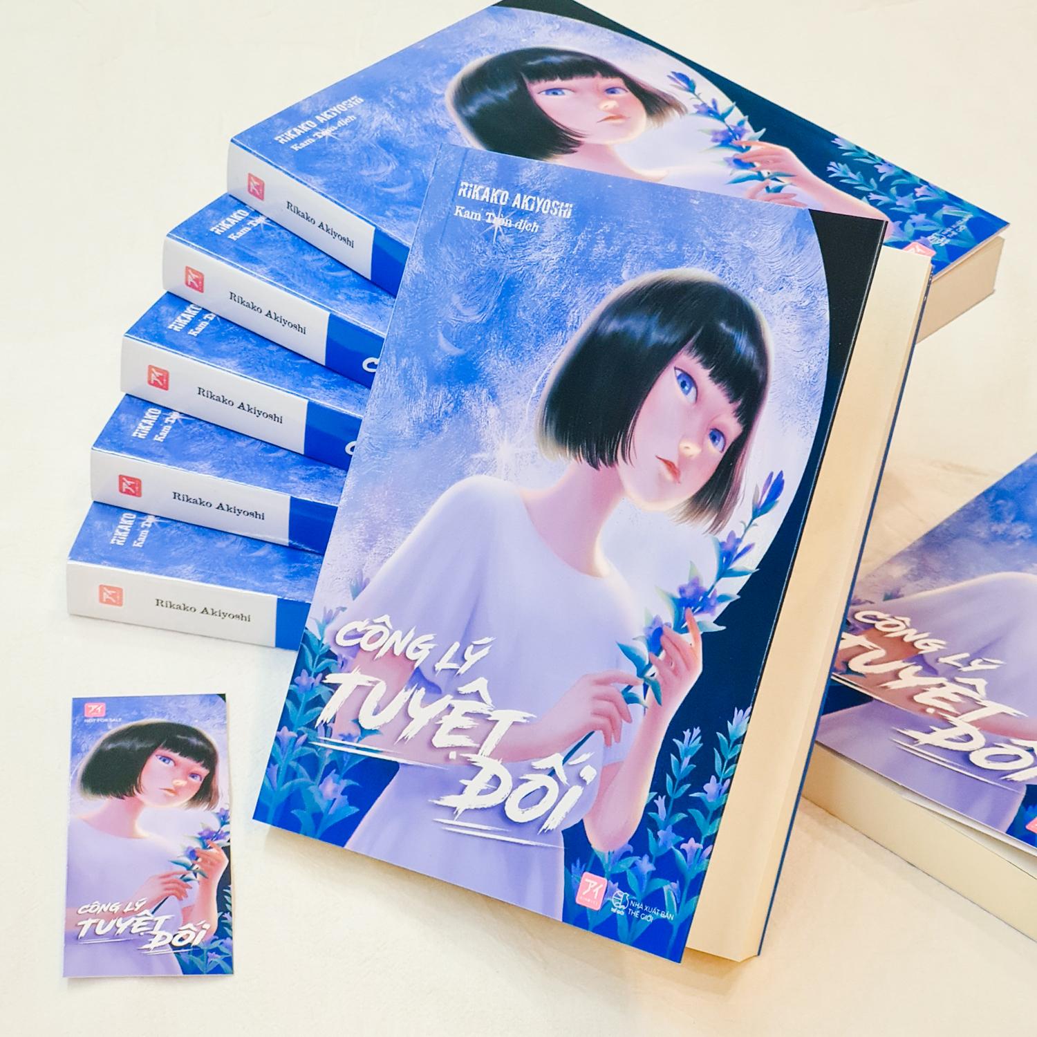 Sách - Công Lý Tuyệt Đối - Bản Đặc Biệt - Tặng Kèm Bookmark + Postcard Thư