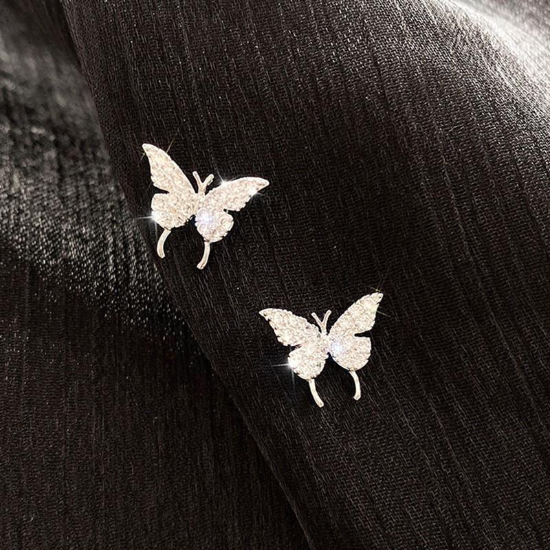 Đôi khuyên tai xỏ / Một chiếc khuyên tai kẹp một bên hình cánh bướm đính kim cương xinh xắn dành cho nữ