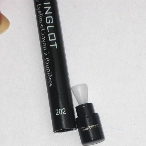 Chì kẻ mắt Inglot Eye Colour Play Eyeliner (0.30 g)