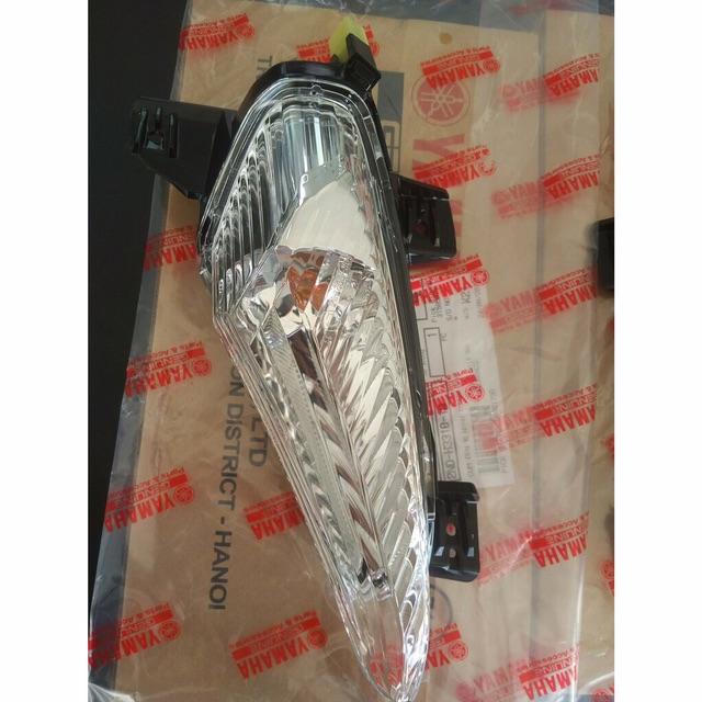 Cụm đèn xi nhan trước dành cho xe Exciter 150