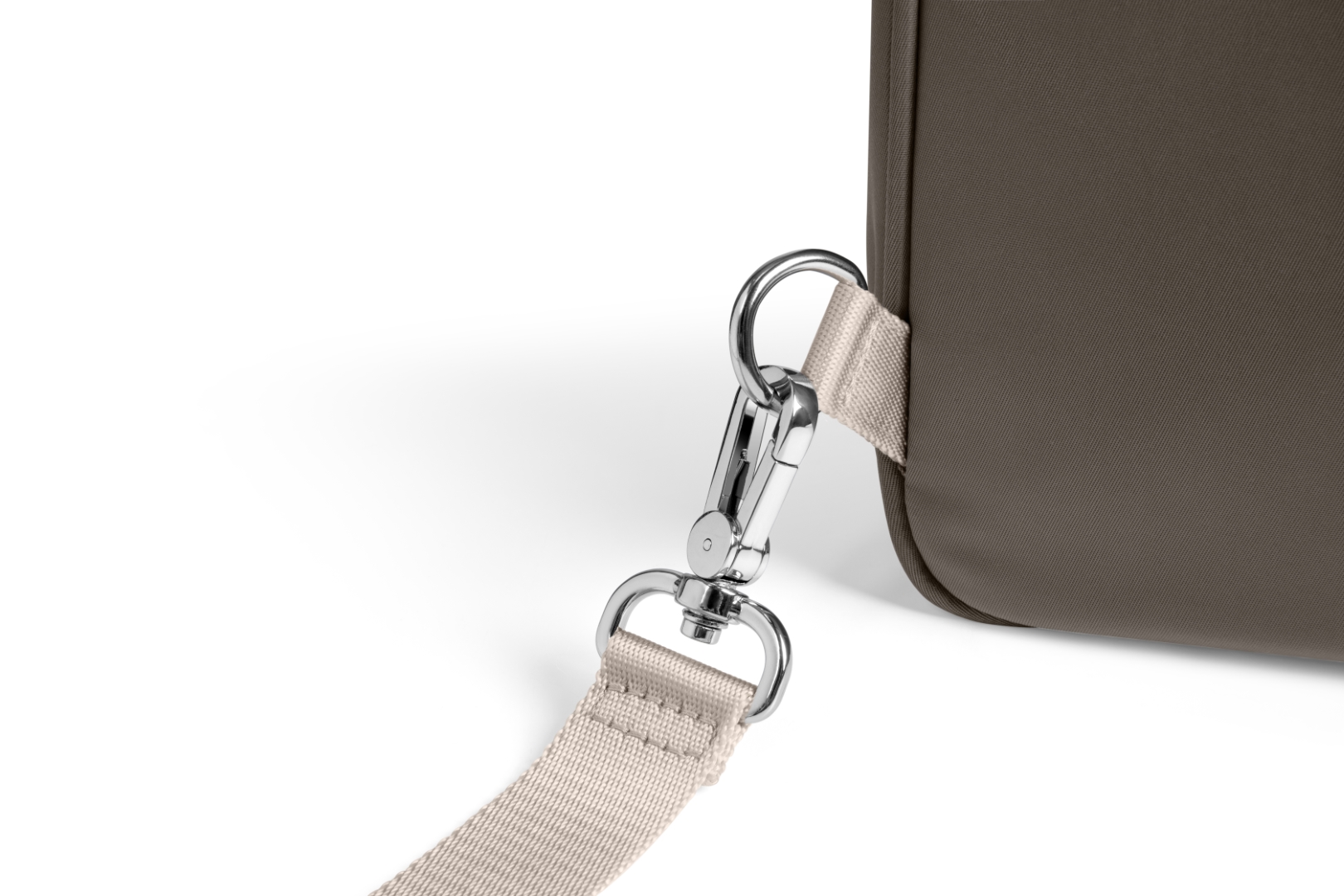 TÚI ĐEO KIÊM BALO TOMTOC SLASH SLING BAG TAUPE ULTRABOOK 11 INCH sự lựa chọn hoàn hảo