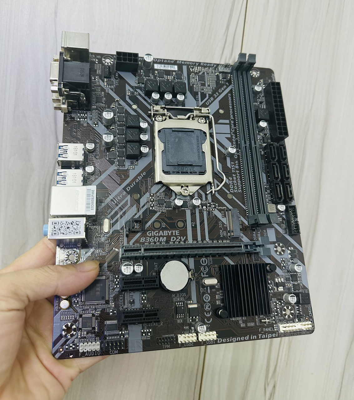 Bo Mạch Chủ (Mainboard) GIGABYTE B360M D2V (HÀNG CHÍNH HÃNG)