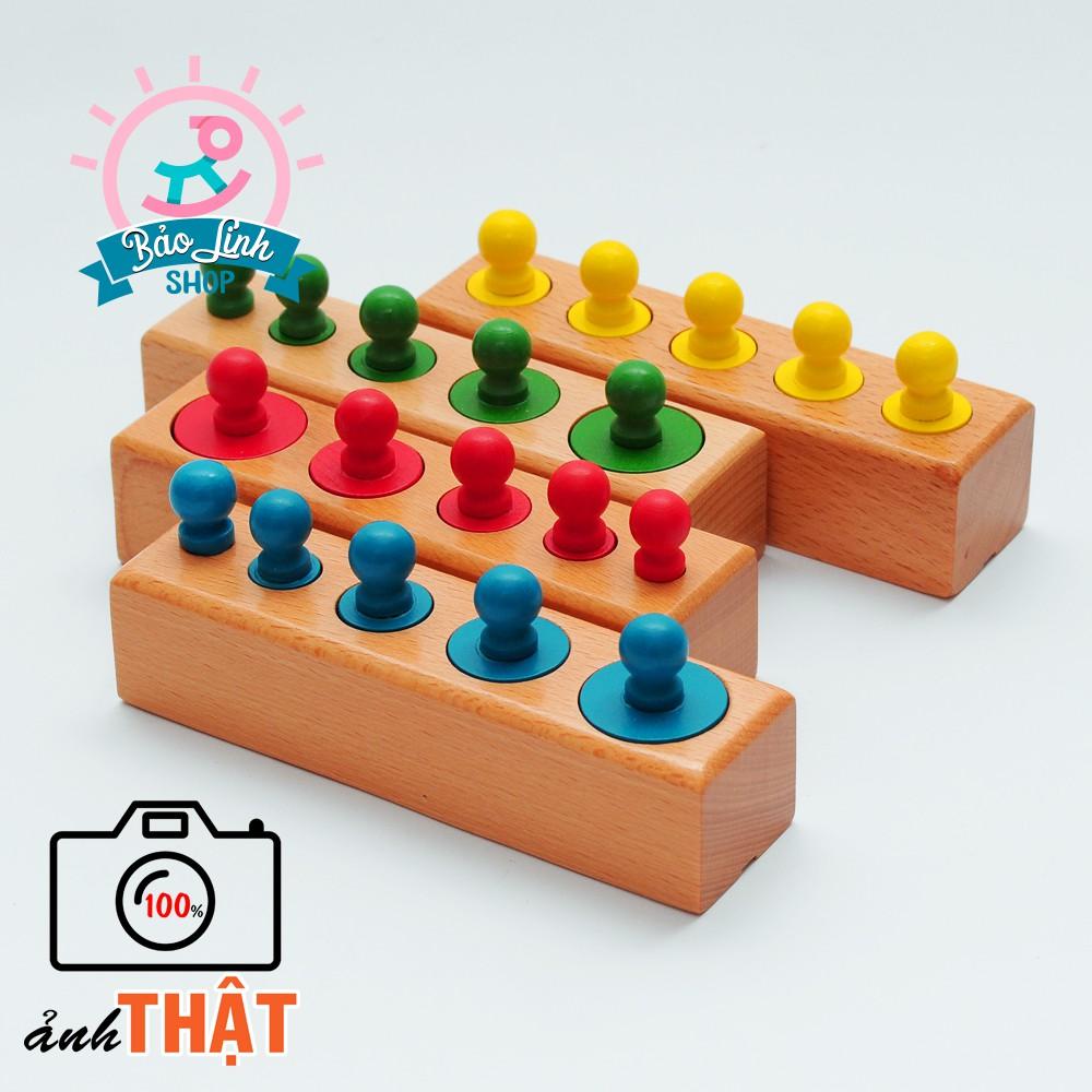 Núm trụ mầu - Bản gia đình - Đồ chơi an toàn cho bé 1-3 tuổi| Giáo cụ Montessori 0-3