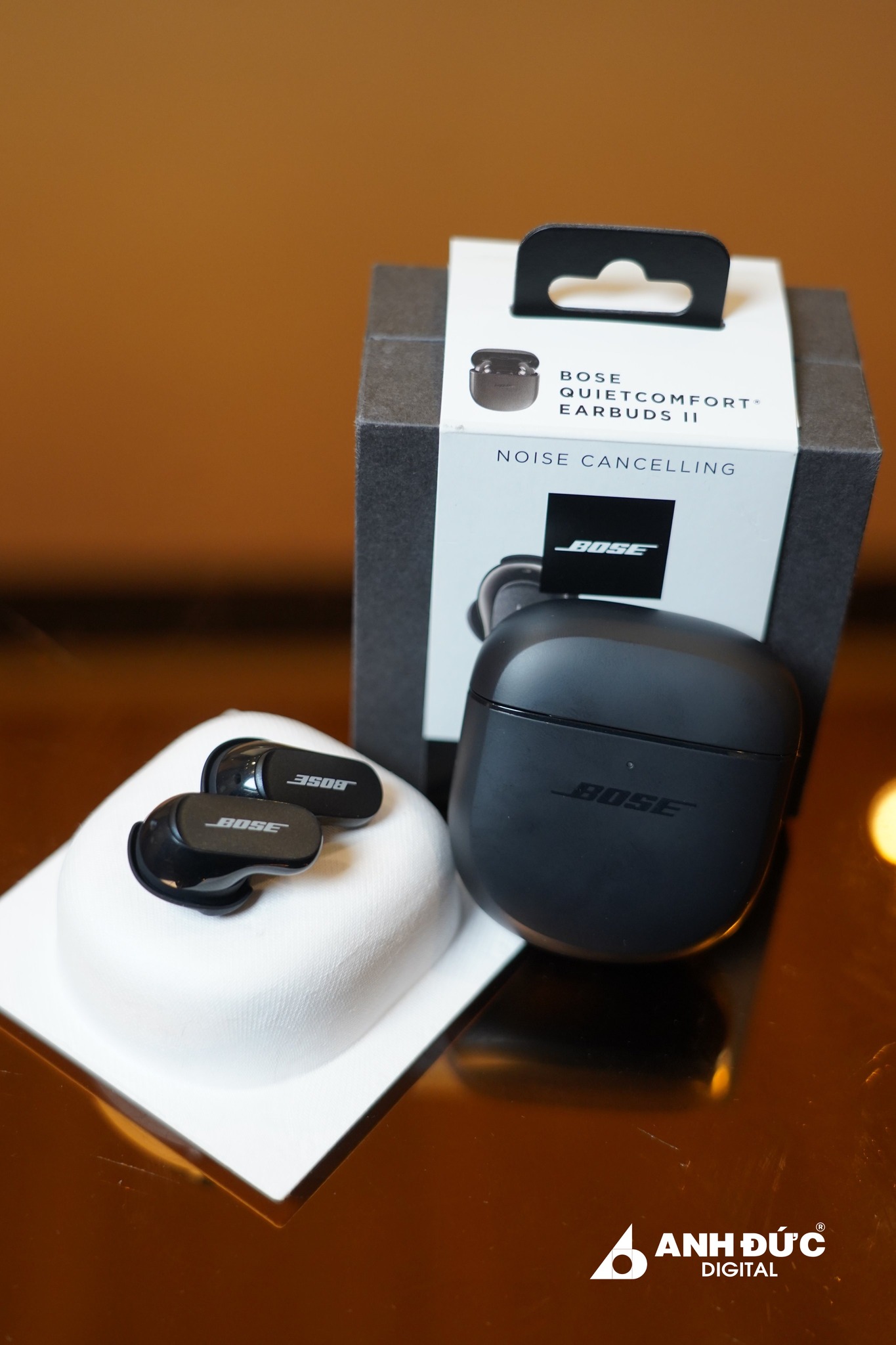 Tai nghe True Wireless Bose QuietComfort Earbuds II - Chống Ồn Chủ Động ANC - Hàng Chính Hãng