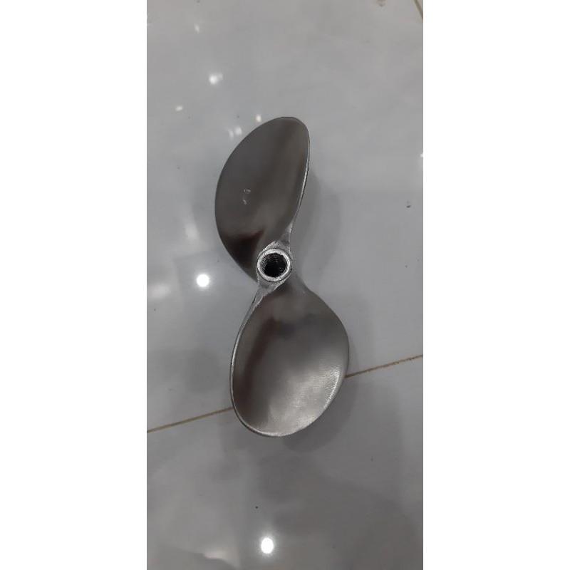 Chân vịt inox 7.0-7,5 hp thái lan dùng cho máy xăng