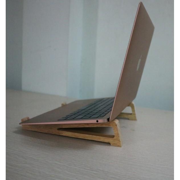 Kệ đỡ laptop gỗ thiết kế 1 tầng, đế kê tản nhiệt macbook 12inch--17inh tiện dụng