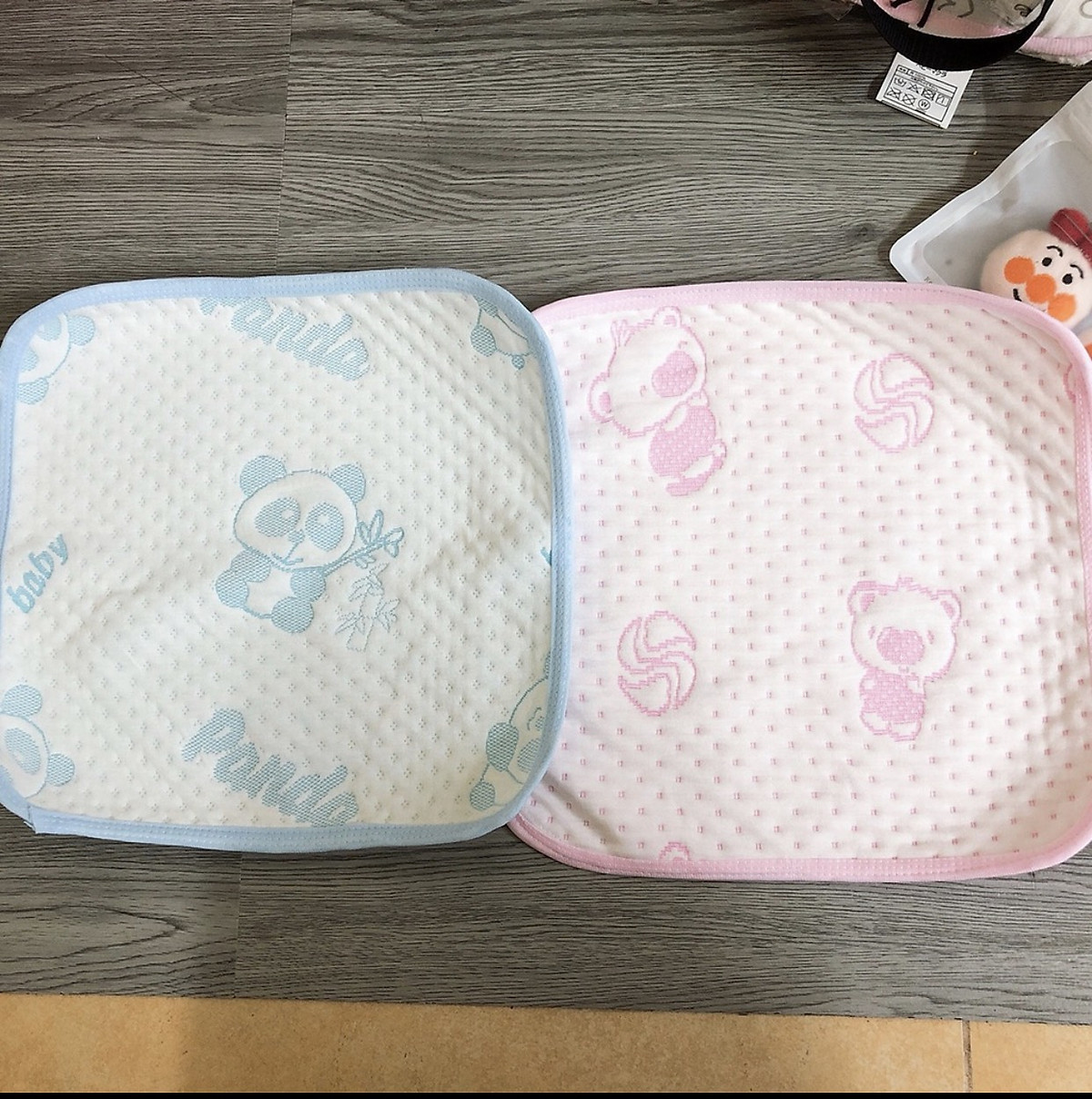 Tấm lót chống thấm cho bé , kích thước 30x30cm
