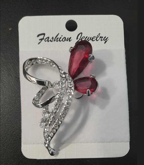 Phụ kiện thời trang ghim Cài áo ( tag cài áo ) hoa đá đỏ, dễ thương, chất lượng, hình thật