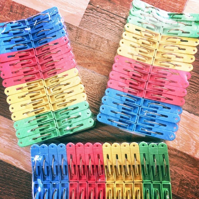 Vỉ 30 chiếc kẹp quần áo giá trẻ cho mọi nhà