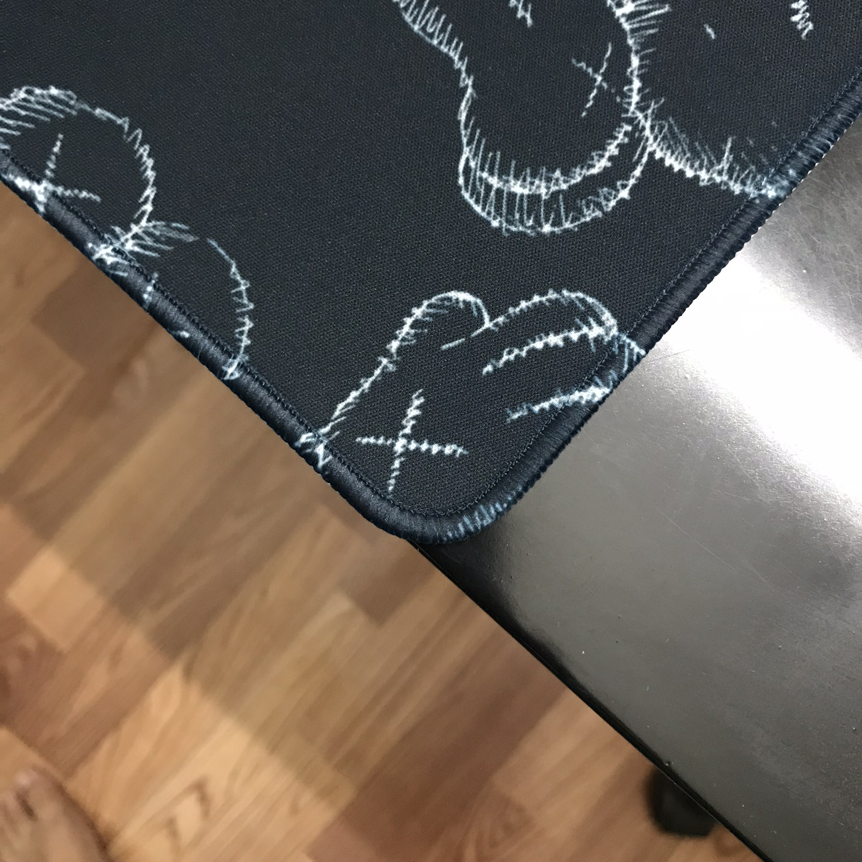 Miếng Lót Chuột, Bàn Di Chuột, mouse pad cỡ lớn Kaws - Brearbrick