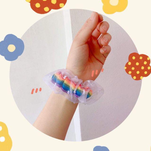 Scrunchies cầu vòng tuyết