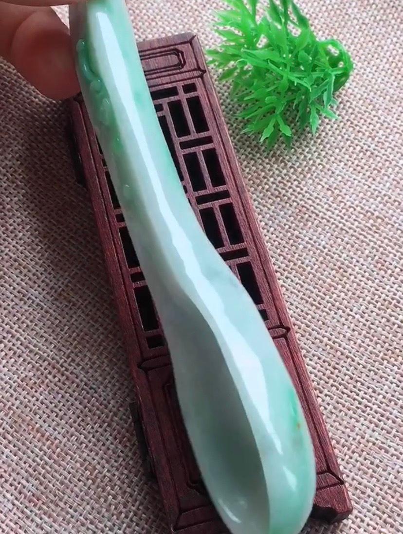 Thìa ngọc phong thủy ngọc cẩm thạch/Ngọc phỉ thúy tự nhiên cao cấp