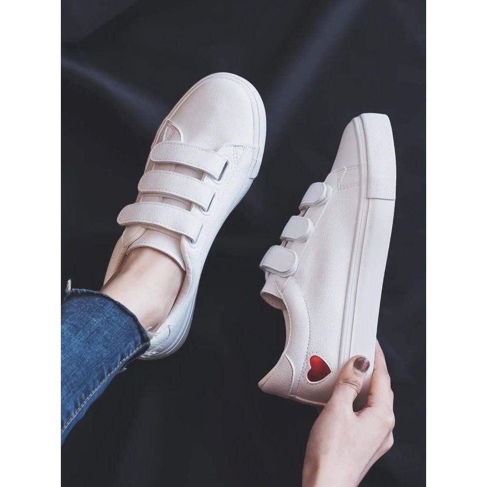 Giày bata nữ học sinh quai dán màu trắng in hình tim siêu xinh MBS341- Mery shoes