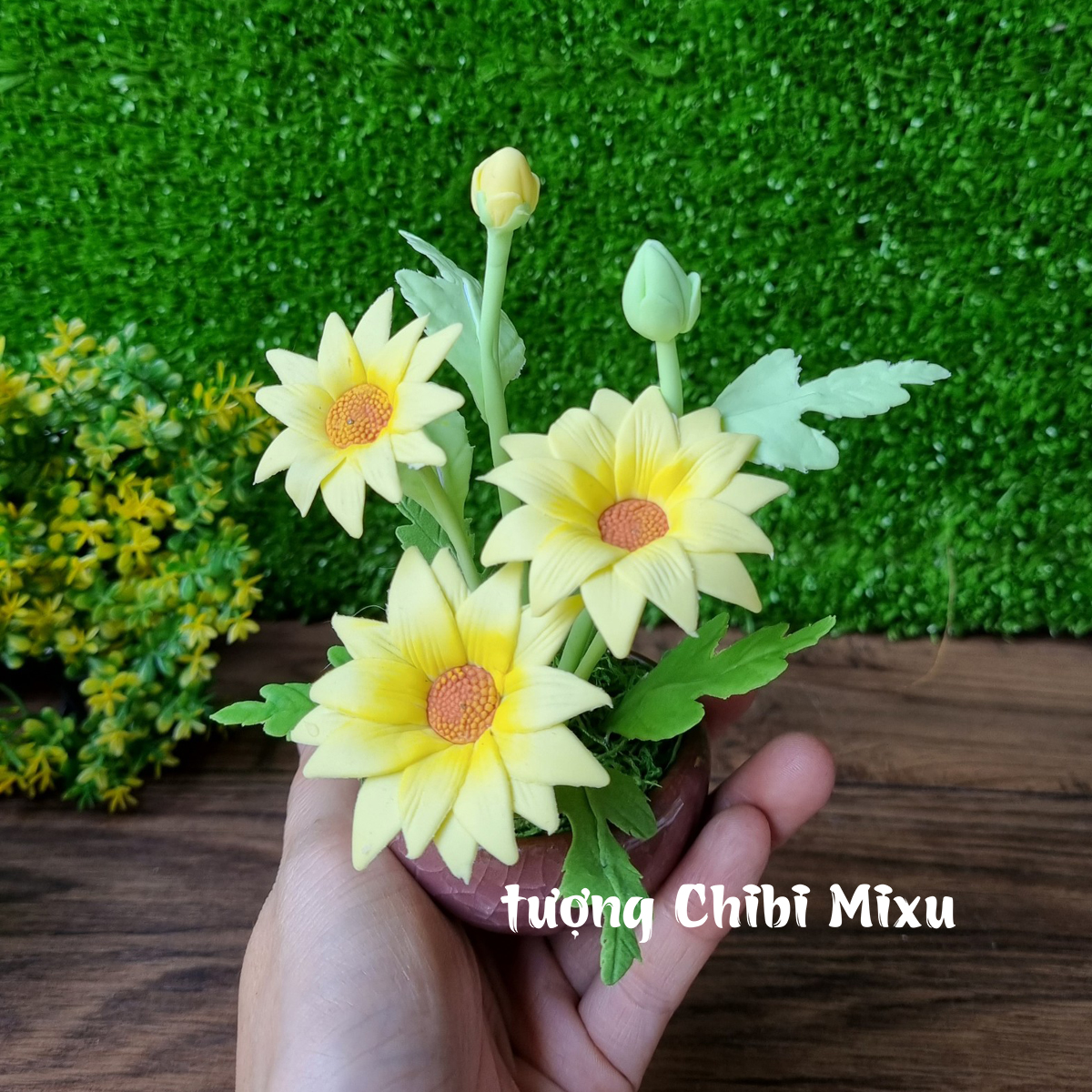 Chậu hoa Hướng Dương bằng đất sét Nhật