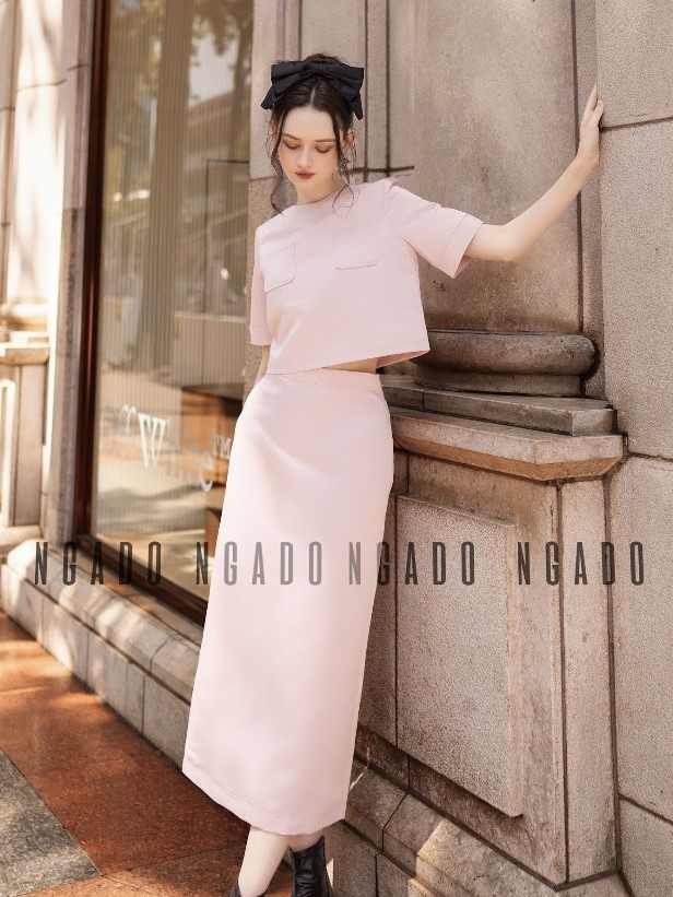 Set áo váy hồng ngắn tay NGADO