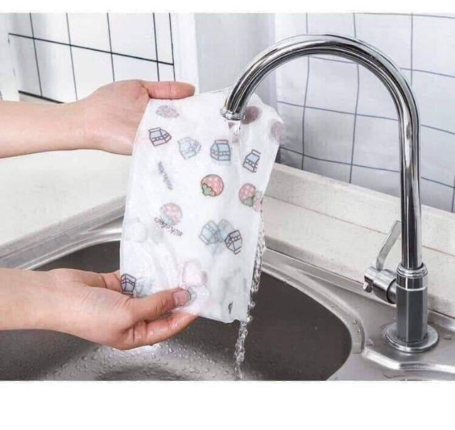 Giấy lau đa năng thấm nước hoa văn mẫu mới
