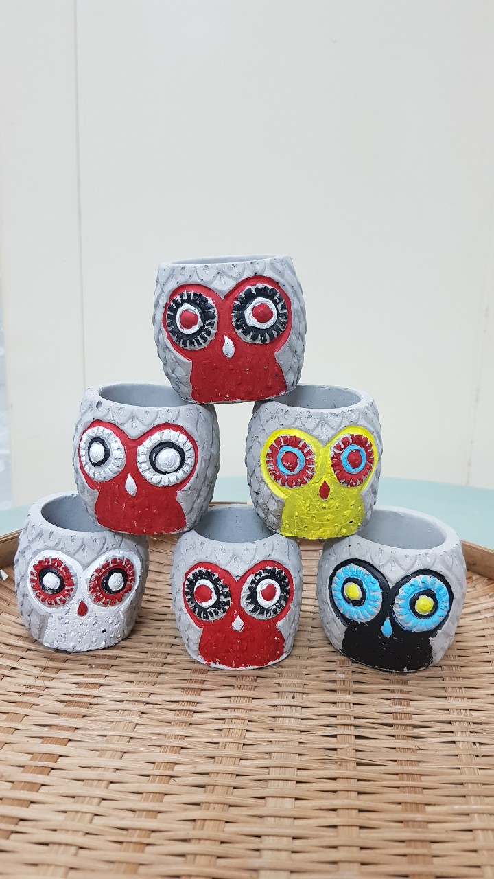 Chậu trồng cây, chậu sen đá đất sét mini hình cú cao 5.5cm, hàng handmade vẽ tay. Giao hoa văn ngẫu nhiên, giao từ HCM