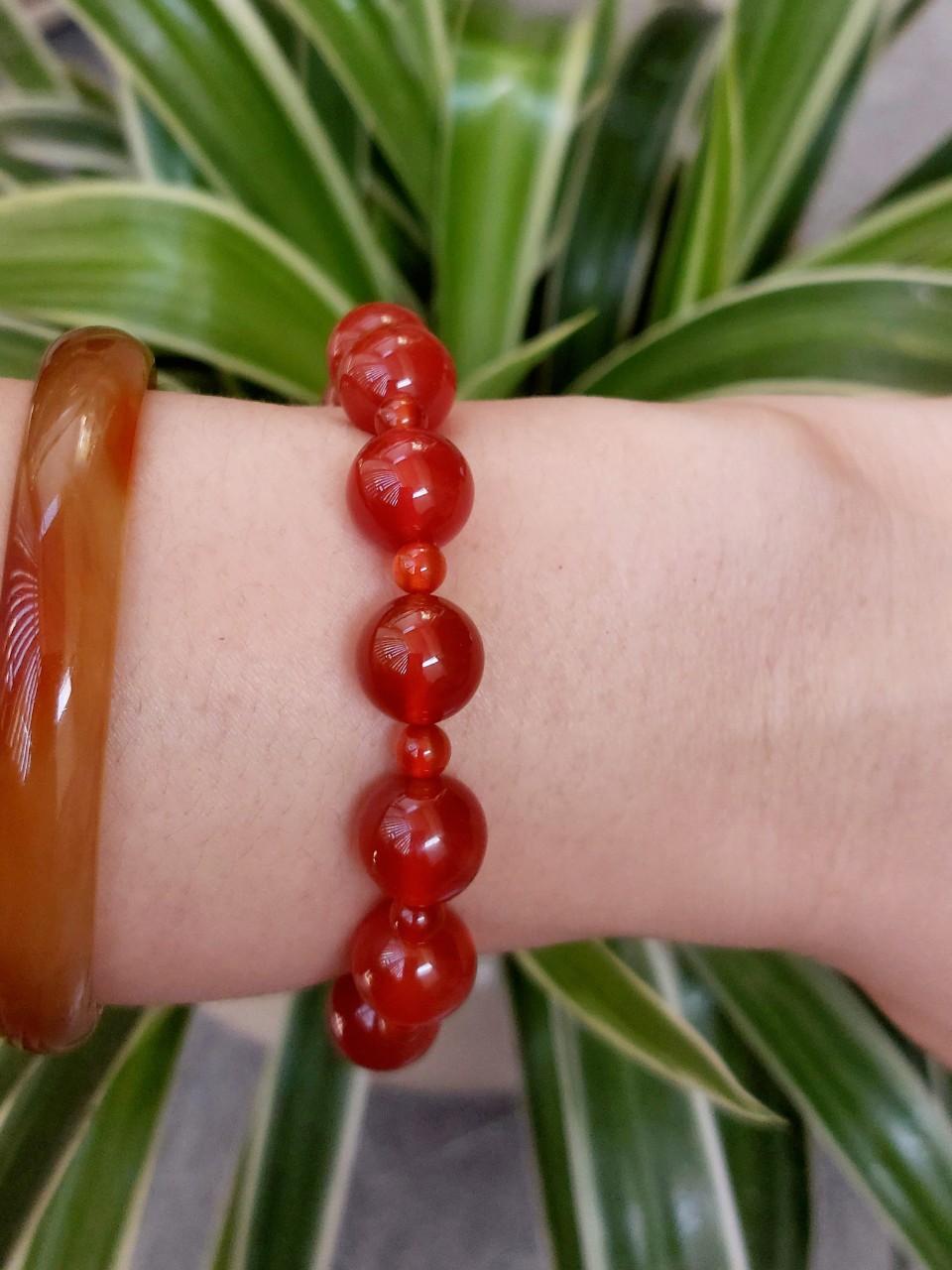 Vòng tay chuỗi mân côi thời trang đá mã não đỏ cao cấp ATMC01