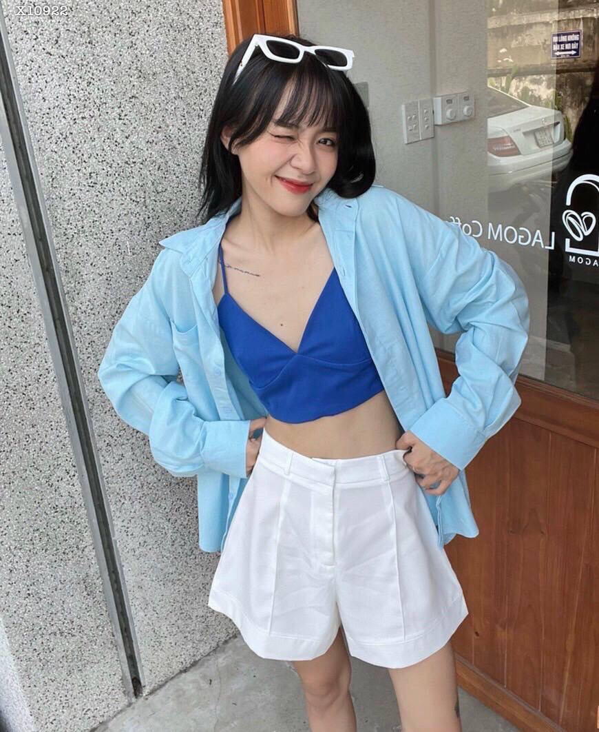 SET ÁO BRA CROPTOP DÂY XANH DƯƠNG + SƠ MI TAY DÀI PASTEL + QUẦN SHORTS NGẮN LƯNG CAO ỐNG RỘNG ĐI BIỂN