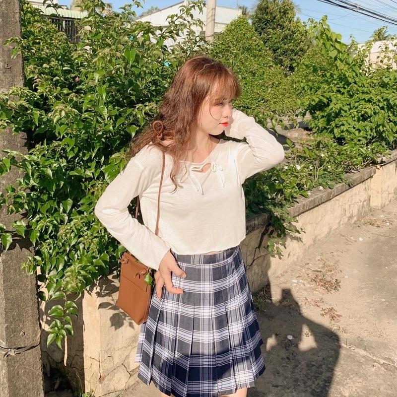 Chân váy tennis kẻ ô trắng đen