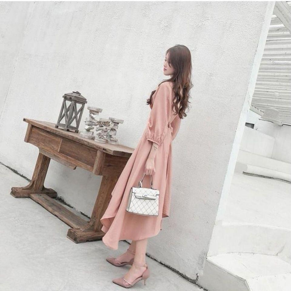 Đầm Hồng Ôm Eo Thời Trang Xuân Hè 2022 Mới Mẻ Cho Nữ
