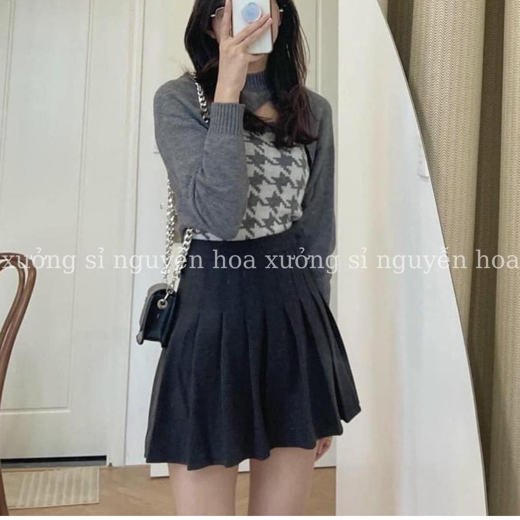 Set 2 món áo croptop len khoét kèm áo 2 dây len kẻ 3 màu đen xám be phong cách hàn quốc