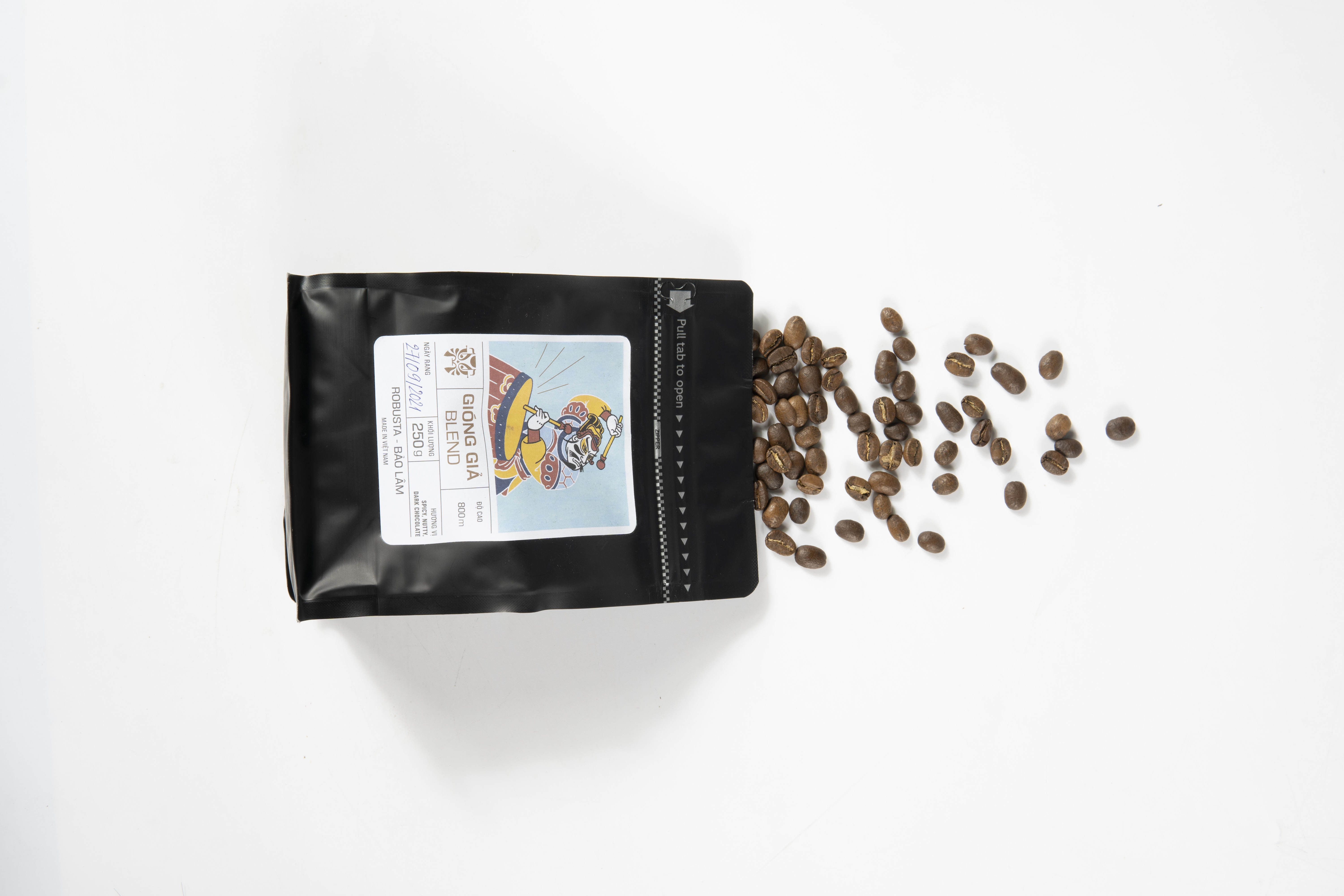 Gióng Giả - 100% cà phê Robusta Natural CLC đậm vị đắng khổ qua, hậu ngọt dài và thơm (Phin, Pha Máy