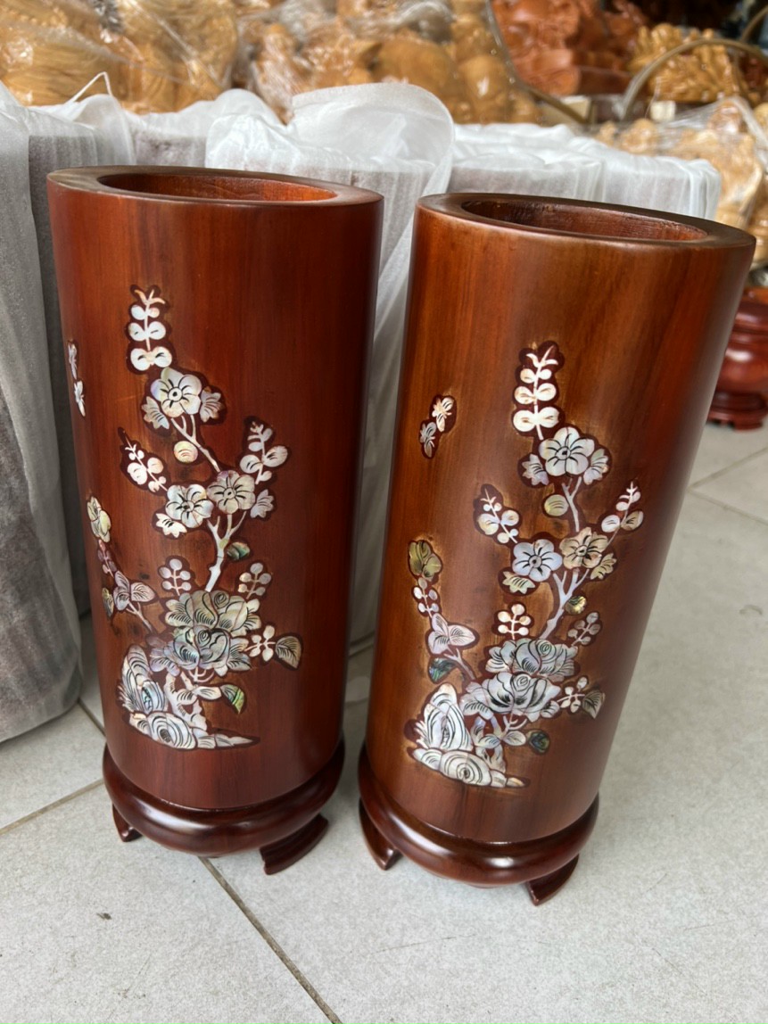 Ống đựng nhang gỗ lim cẩn cao 25- 30cm
