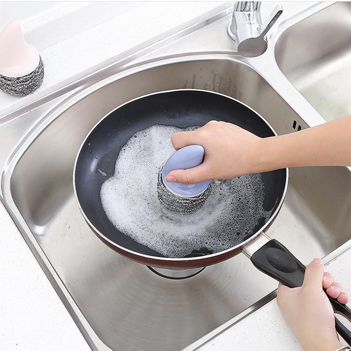 Dụng cụ cọ xoong nồi sợi nhôm có tay cầm nhọn