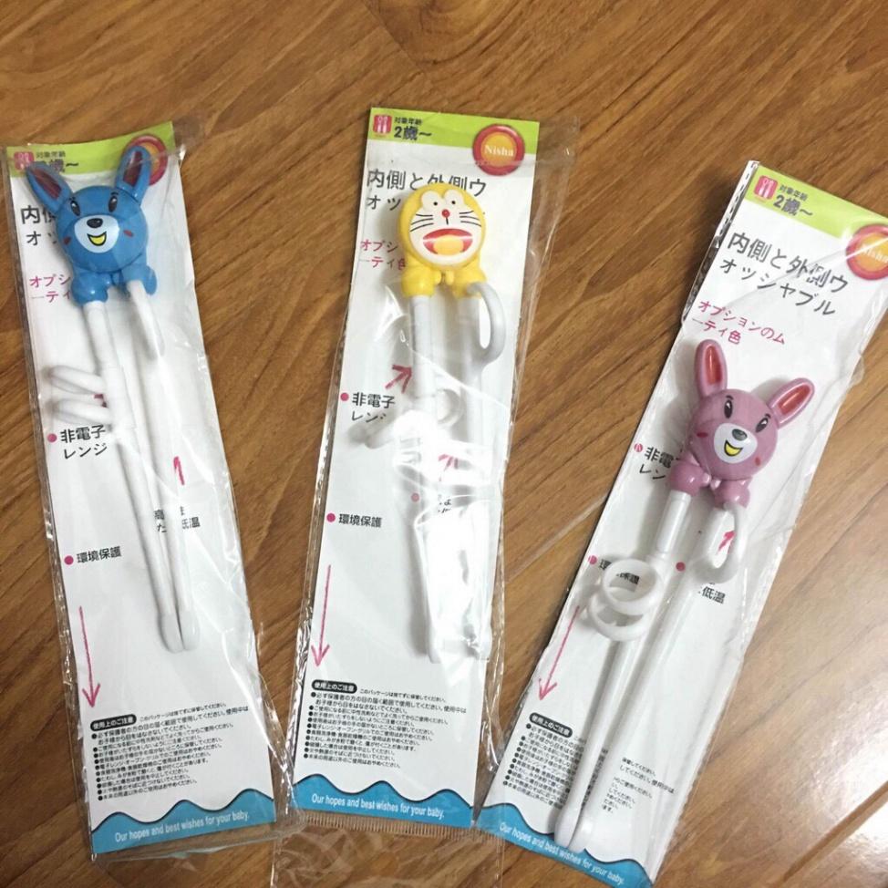 Đũa Ăn Dặm Cho Bé Loại Có Xỏ Ngón