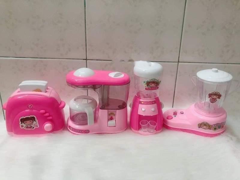 Bộ đồ chơi phụ kiện đồ dùng gia đình màu hồng cho nhà búp bê