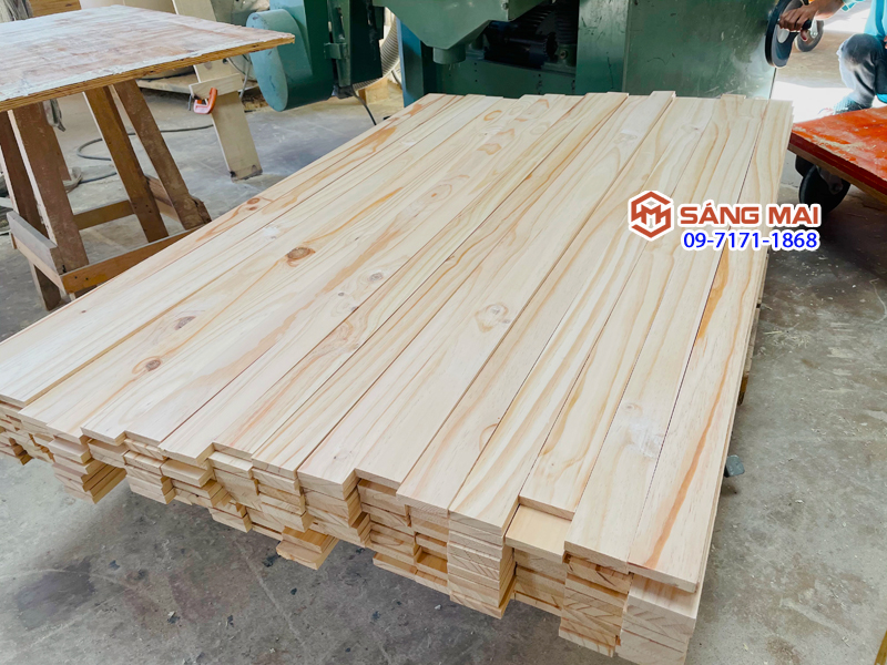 Thanh gỗ thông 3cm x 1,2cm x dài 120cm + láng mịn 4 mặt