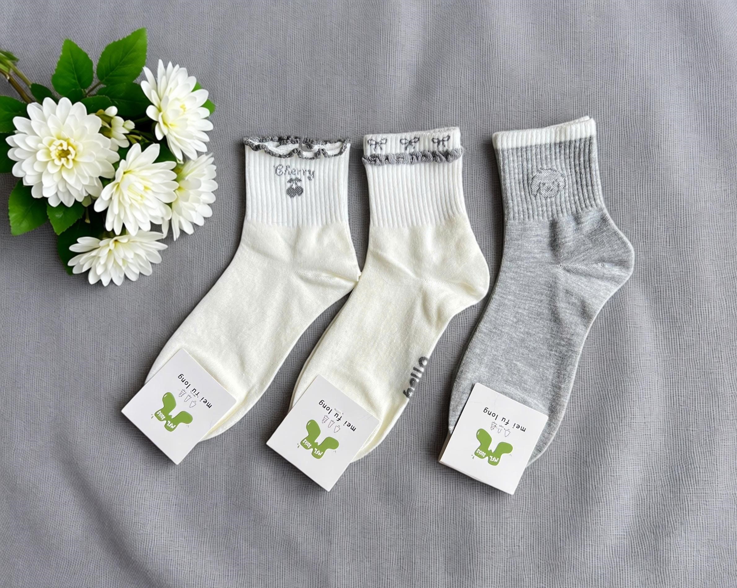 SET 5 ĐÔI TẤT VỚ NỮ CAO CỔ MÃ 17 DÀNH CHO NỮ