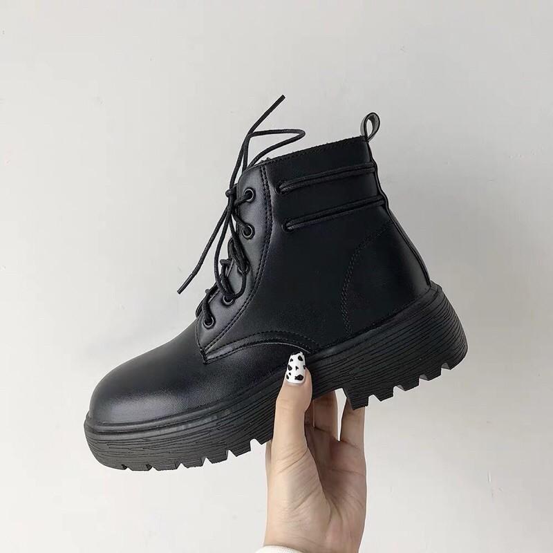 BOOT XỎ 2 LỖ DÂY Ở SAU CỔ CHÂN ULZZANG