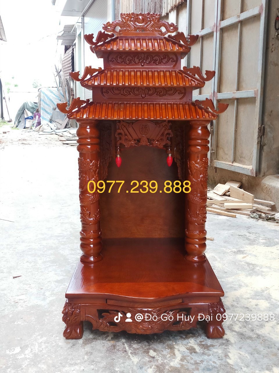 bàn thờ thần tài gỗ thông 61cm