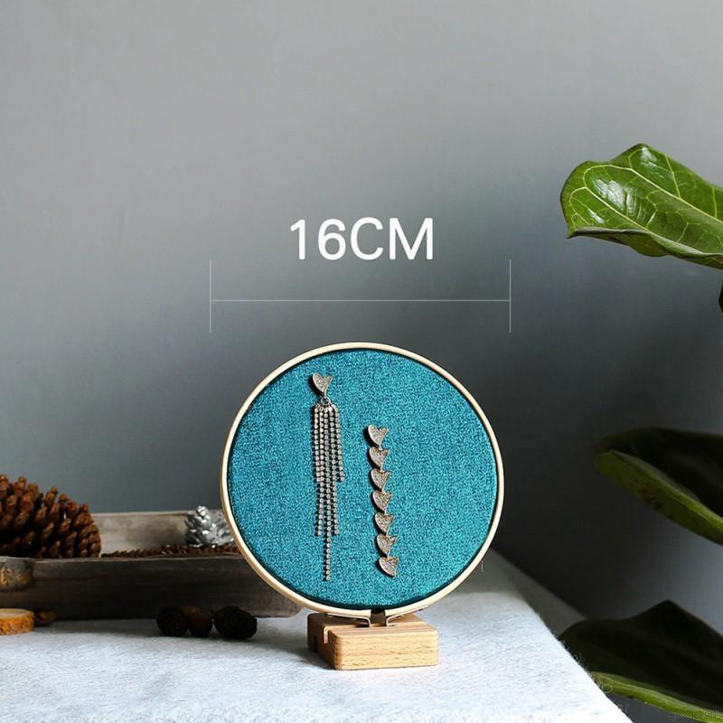Giá đỡ dạng tròn bằng tre phong cách Bắc Âu độc đáo