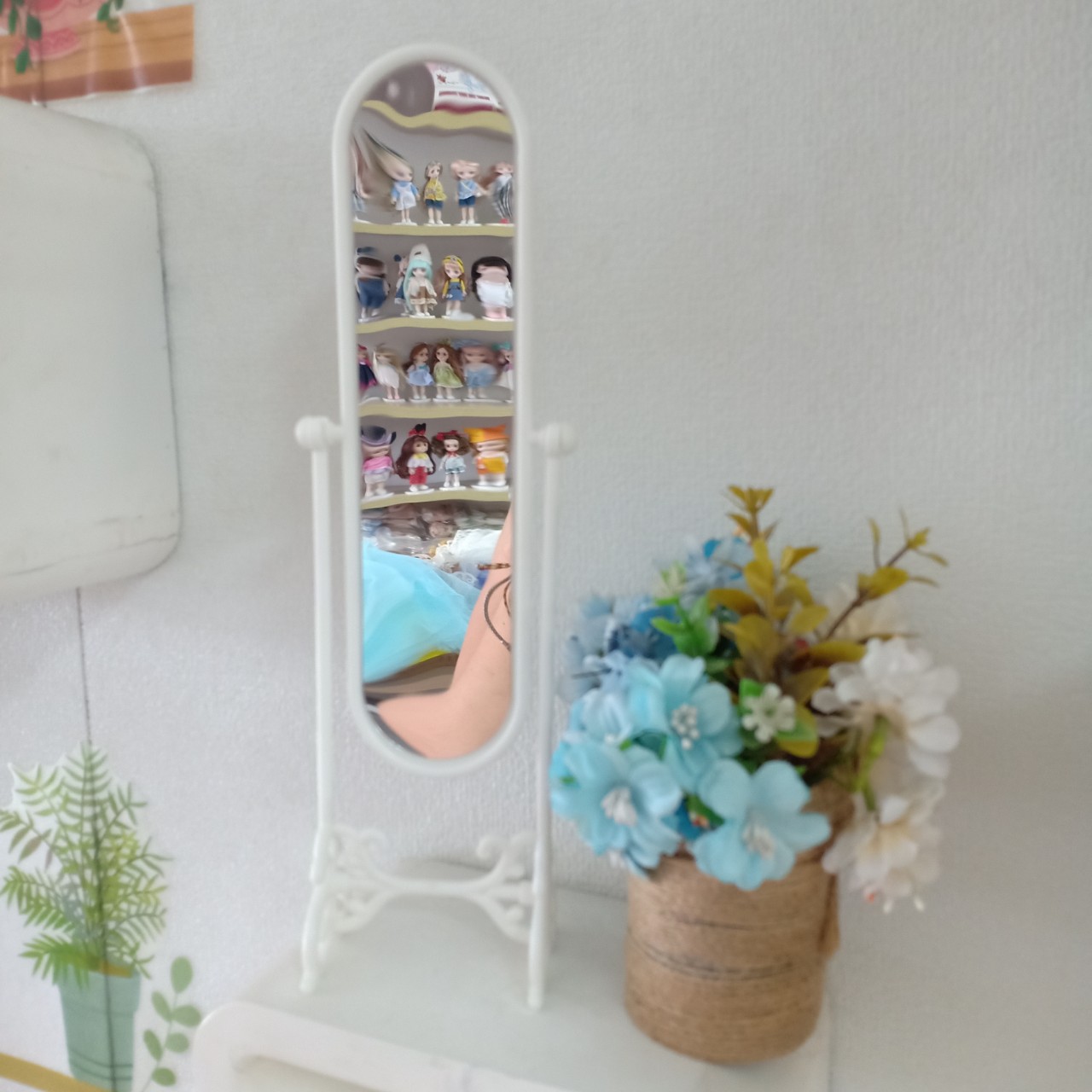 Gương soi dáng đứng cao 30cm cho búp bê 1/6