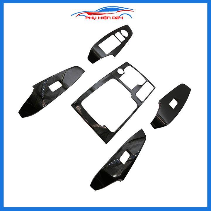 Ốp nội thất Mazda 3 2017-2018-2019 vân Titan bảo vệ chống trầy xước và làm đẹp xe