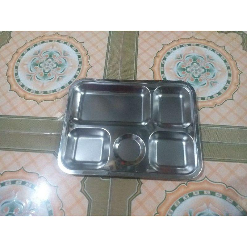 Khay cơm inox 5 ngăn giá rẻ văn phòng