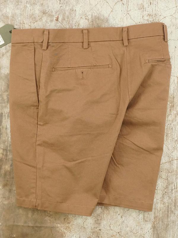 Quần Short Nam Slim Fit 9 Inch Chino Shorts