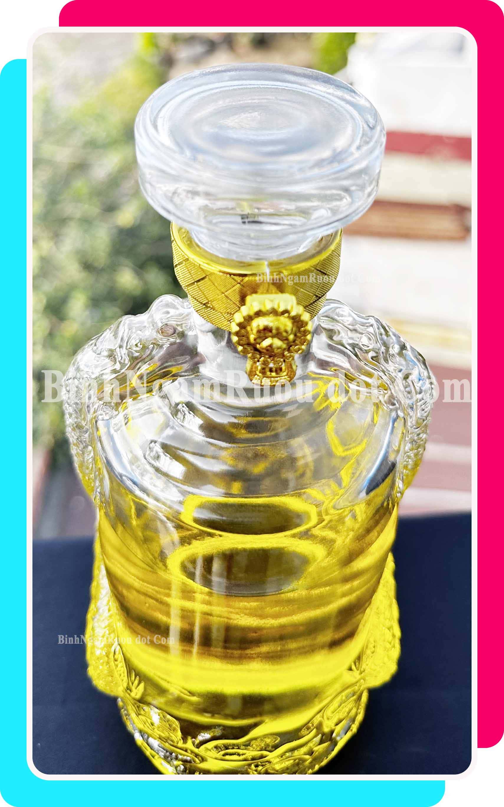 C62 Chai Đựng Rượu Thủy Tinh Rồng Nổi Hai Bên Sang Trọng - Cao Cấp 500ml - Đẹp Cao Cấp - Nắp Kín Thủy Tinh Trong - Tặng Biếu Sang Trọng
