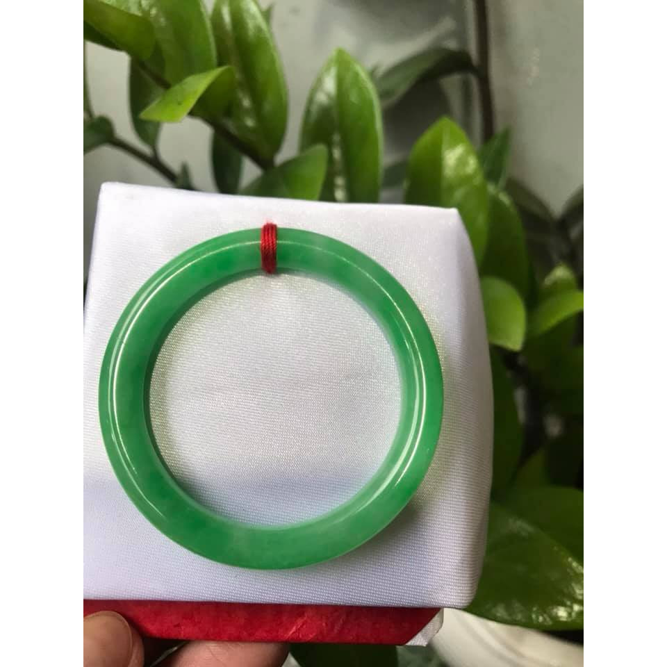 Vòng Tay Phong Thủy Đá Cẩm Thạch Lý B size 48mm x dầy 7,5mm Màu Xanh Lá nhẹ đều vòng đẹp Nữ nữ 35kg - 49kg đeo ạ