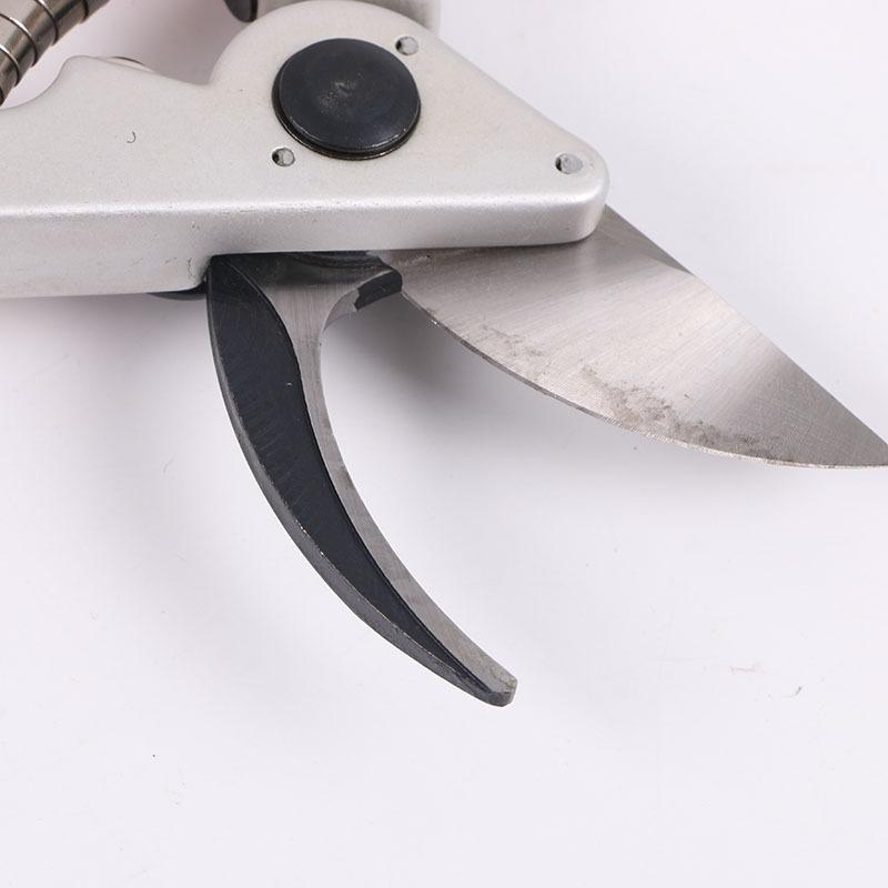 Thiết kế tay quay Kéo cắt cành cây ăn quả làm vườnNhật Bản