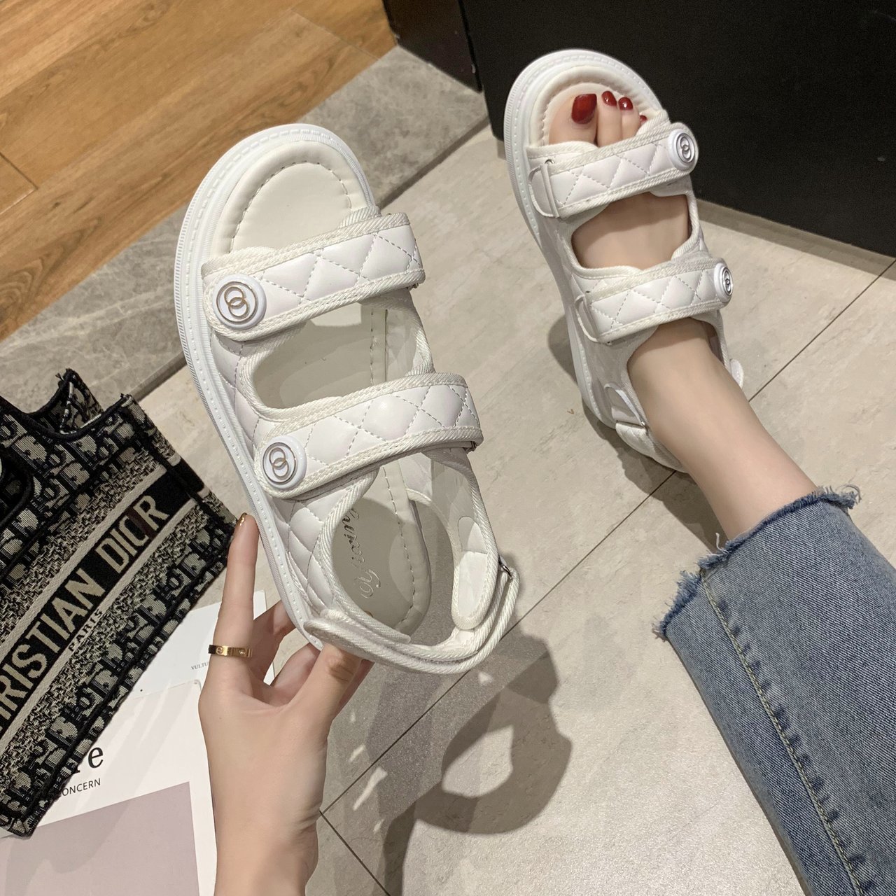 Giày Sandals bé gái quai hậu dán thể thao siêu nhẹ, êm chống trơn cho trẻ em học sinh 6 - 12 tuổi đi học đi chơi – GSD9003