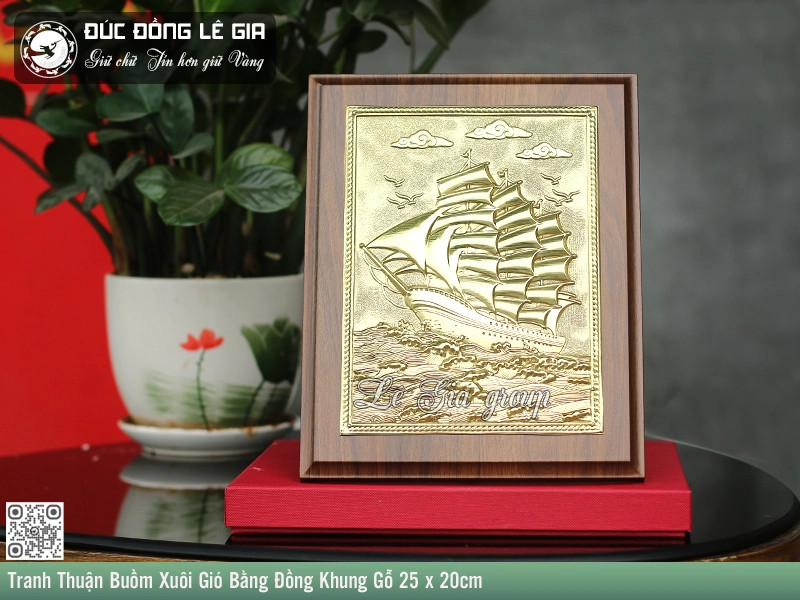 Tranh Thuận Buồm Xuôi Gió Bằng Đồng Khung Gỗ 25 x 20cm